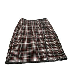 Cato Plus Size Black Plaid Knee Length Size 18/20